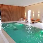 Chateau Saint-jean, Relais & Chateaux Hotel Montlucon