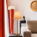 Chateau Saint-jean, Relais & Chateaux Hotel Montlucon