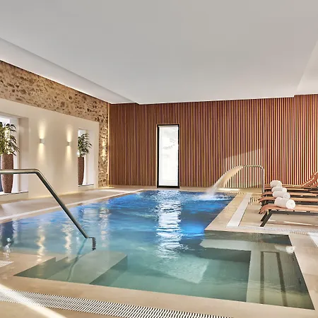 Chateau Saint-jean, Relais & Chateaux 5* Montluçon