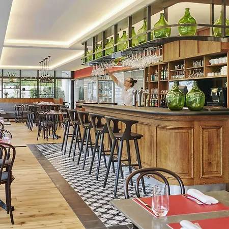 ホテル Chateau Saint-jean, Relais & Chateaux 5*