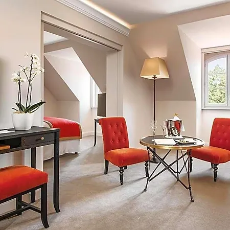 Chateau Saint-jean, Relais & Chateaux Otel