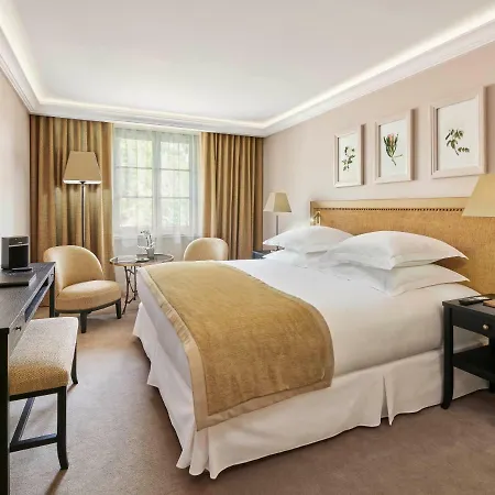Otel Chateau Saint-jean, Relais & Chateaux 5*