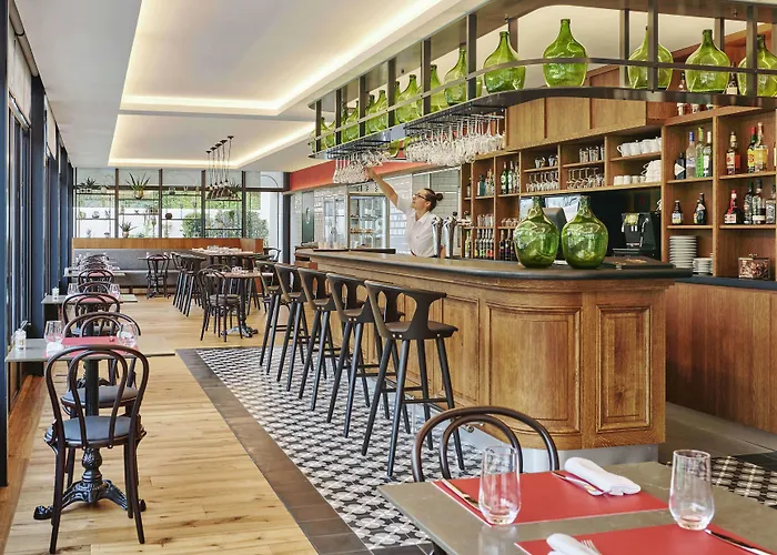 Hotel Chateau Saint-jean, Relais & Chateaux 5*