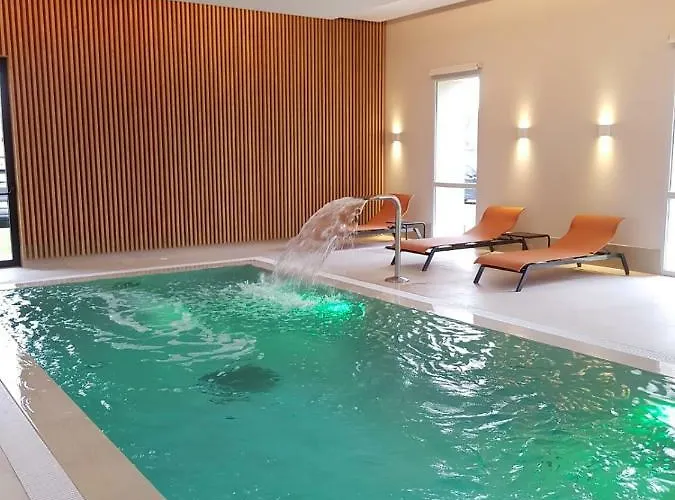 Chateau Saint-jean, Relais & Chateaux Hotel Montlucon