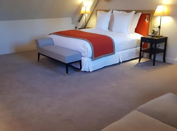 Chateau Saint-jean, Relais & Chateaux Montlucon